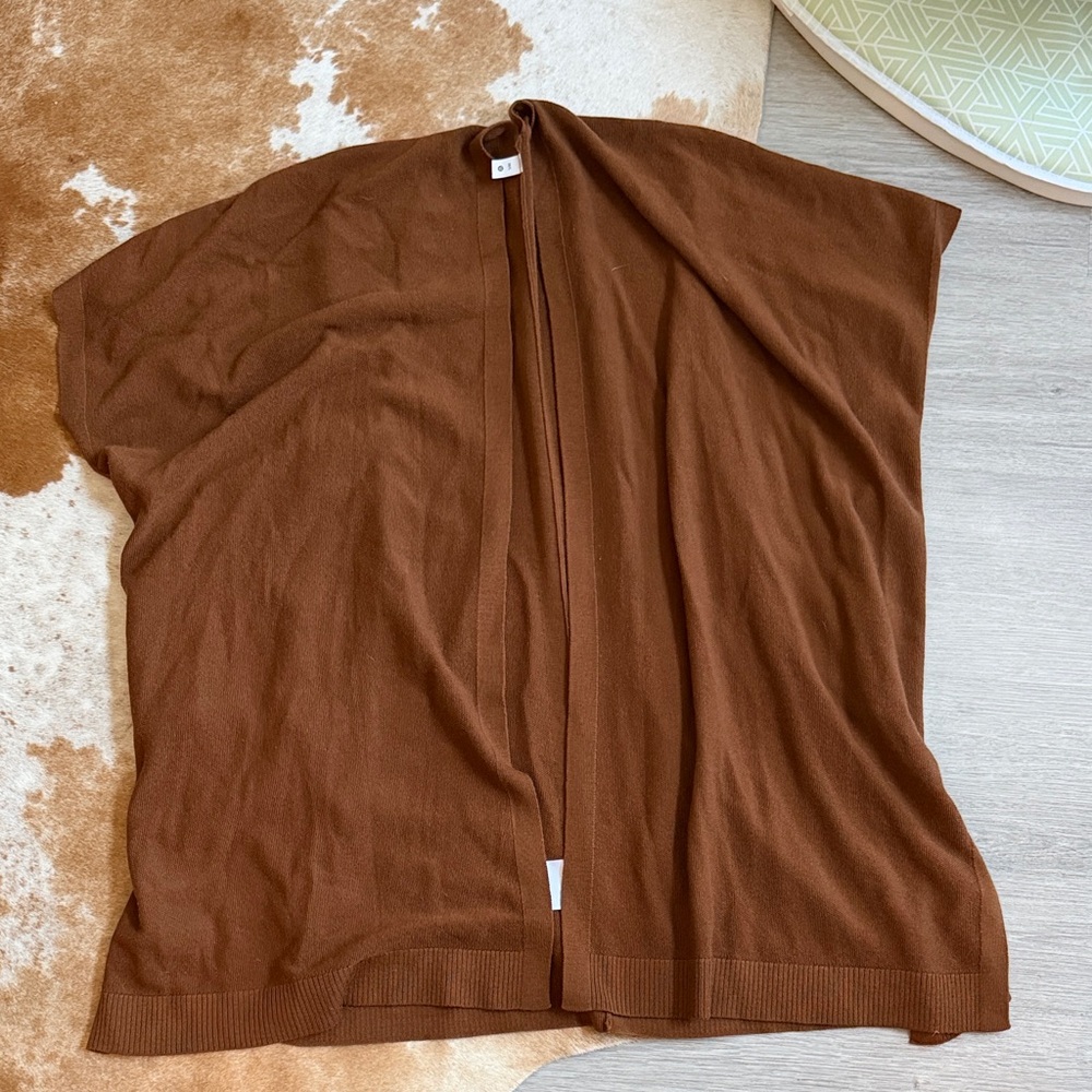 Lululemon Merino Wool Short Sleeve Wrap